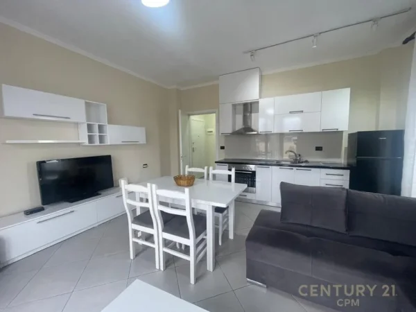 Tirane, jepet me qera apartament 1+1 Kati 7, 50 m² 500 € (Spitali Amerikan 2)