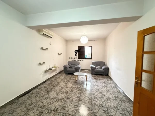 Tirane, jepet me qera apartament 2+1 Kati 1, 80 m² 450 € (SELITE)