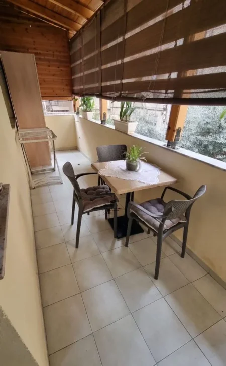 Tirane, jepet me qera apartament 2+1 Kati 2, 85 m² 500 € (21 DHJETORI)