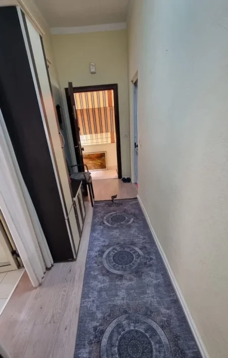 Tirane, jepet me qera apartament 2+1 Kati 2, 85 m² 500 € (21 DHJETORI)