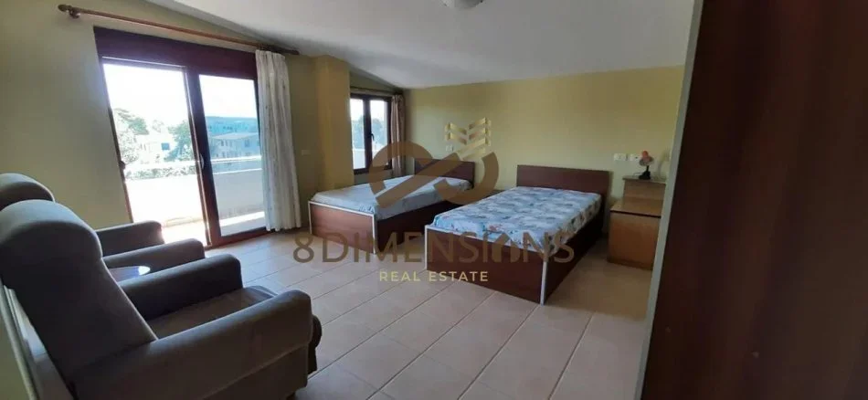 Durres, shitet apartament 2+1+Ballkon Kati 4, 168 m² 150.000 € (golem)