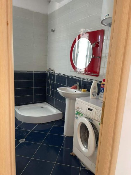 Tirane, jepet me qera apartament 2+1+BLK Kati 6, 100 m² 45.000 Leke (prane bar Artisti)