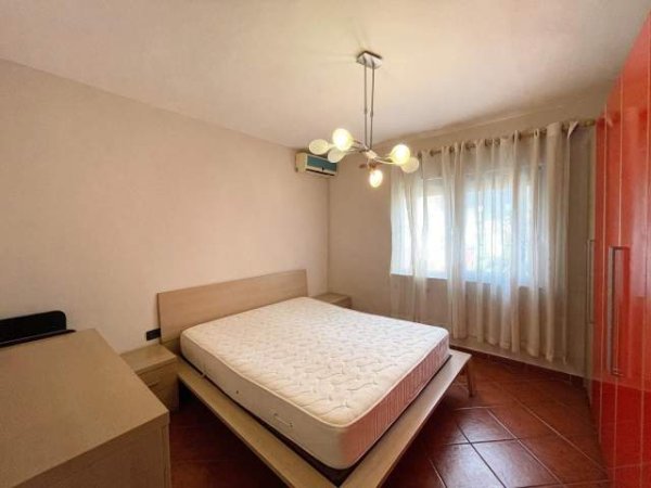 Tirane, jepet me qera apartament 75 m² 400 Euro (Bajram Curri)