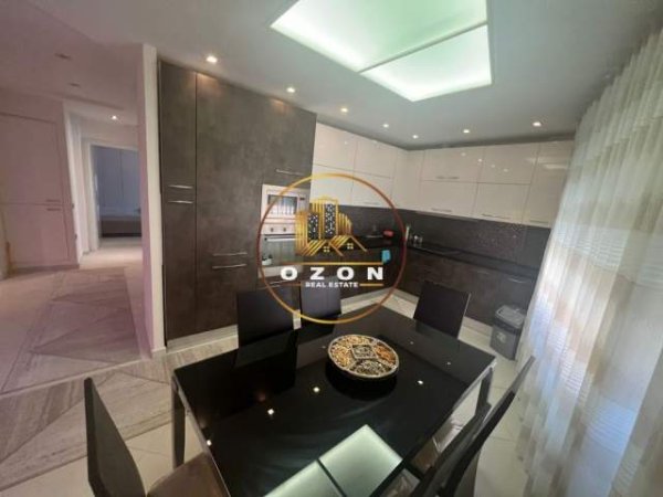 Tirane, shitet apartament 2+1+A+BLK Kati 3, 140 m² 200.000 Euro (KOPSHTI BOTANIK)