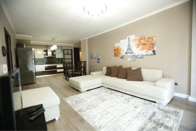 Tirane, jepet me qera apartament Kati 4, 100 m² 1.000 Euro (Colombo, Liqeni i Thate,   Tirana e Re - Liqeni i Tiranës,  Tiranë,  Shqipëri)