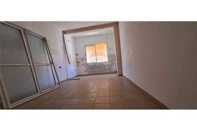 Tirane, shes apartament 2+1+BLK Kati 4, 72 m² 120.000 Euro (Myslym Shyri)