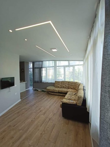Tirane, jepet me qera apartament 2+1 Kati 5, 90 m² 500 Euro (Gener 2)