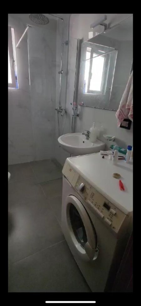 Tirane, jepet me qera apartament 2+1+BLK Kati 5, 82 m² 450 Euro (Ndre Mjeda)