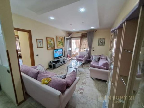 Tirane, jepet me qera apartament Kati 1, 100 m² 450 Euro (Tirana, Albania)