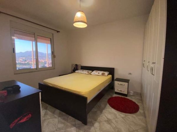 Tirane, jepet me qera apartament 2+1+BLK Kati 8, 110 m² 500 Euro (Stacioni i Trenit)