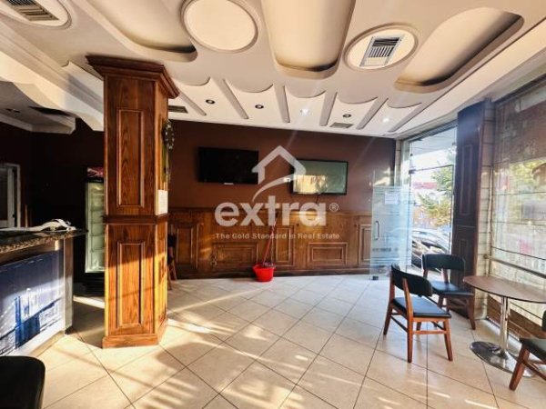 Shkoder, jepet me qera ambjent biznesi Kati 1, 53 m² 400 Euro (Prane merkates Rus)