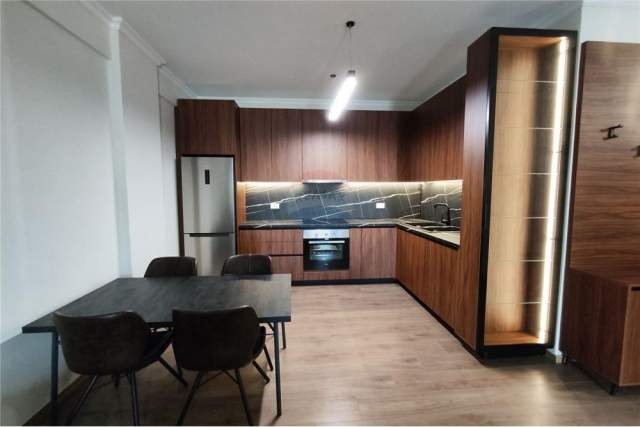 Tirane, jepet me qera apartament 1+1+BLK 78 m² 700 Euro (Zogu i Zi)