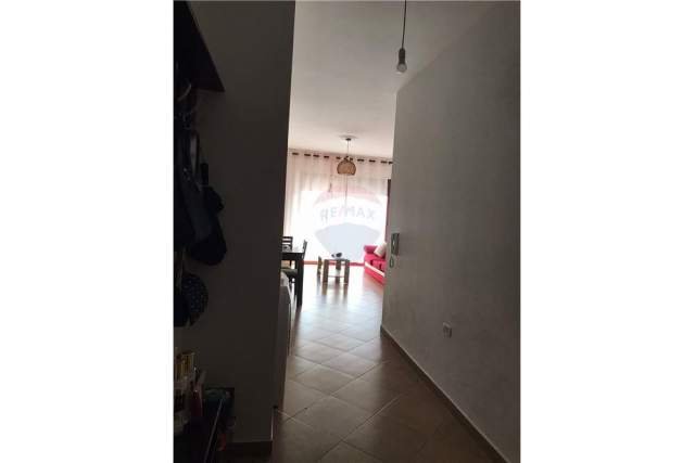 Tirane, jepet me qera apartament 2+1+BLK 105 m² 450 Euro (Rr.DIBRES)
