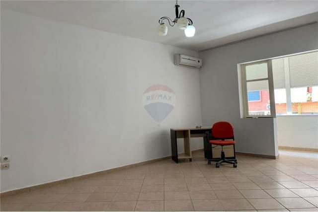 Tirane, jepet me qera apartament 1+1+BLK 60 m² 380 Euro (Myslym Shyri)