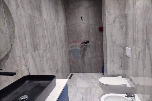 Tirane, jepet me qera apartament 70 m² 450 Euro (Don Bosko)