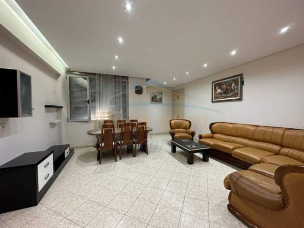 Tirane, jepet me qera apartament Kati 2, 110 m² 450 Euro (Kodra e Diellit)