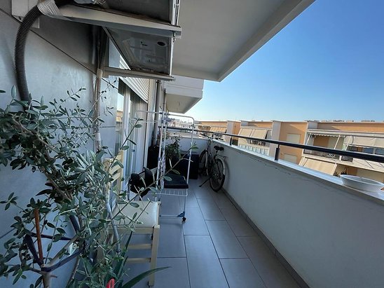 Tirane, shitet apartament 1+1 Kati 4, 76 m² 140.000 Euro (Kristal Center)