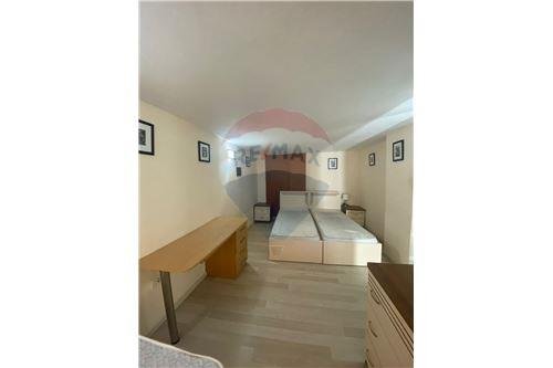Tirane, jepet me qera apartament 2+1 Kati 1, 50 m² 30.000 Leke