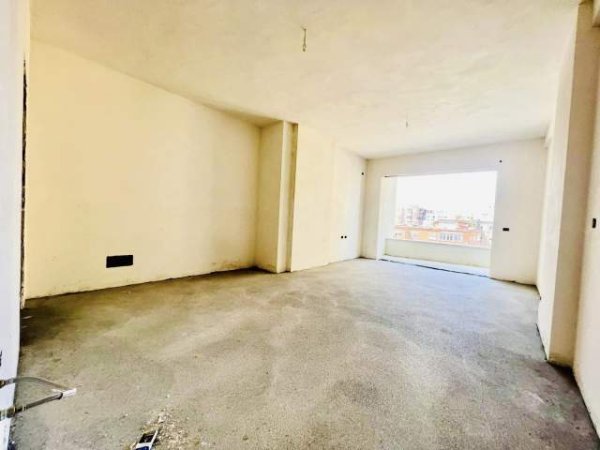 Tirane, shitet apartament 1+1+A+BLK 70 m² 147.000 Euro (Pazari i ri)