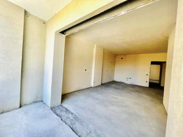 Tirane, shitet apartament 1+1+A+BLK 70 m² 147.000 Euro (Pazari i ri)