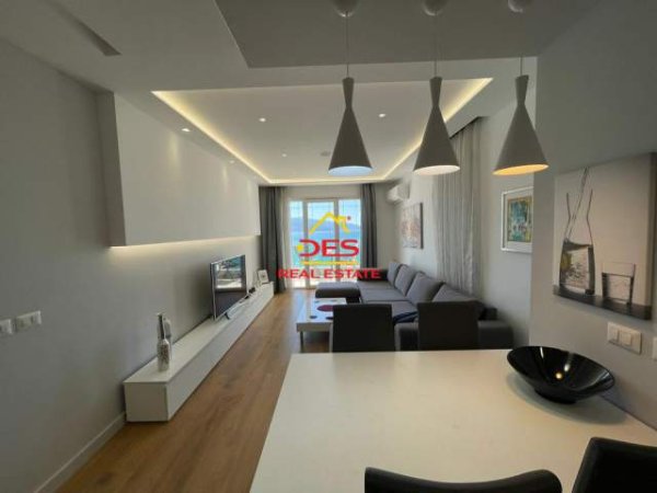 Shqiperi, shitet apartament Kati 5, 70 m² 250.000 Euro (Rruga Aleksander Moisiu)