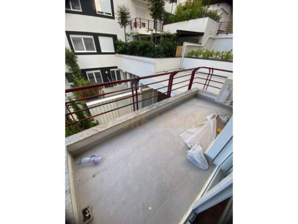Tirane, jepet me qera apartament Kati 2, 69 m² 550 Euro (Liqeni i Thate)
