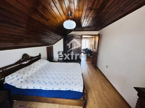 Shkoder, jepet me qera Vile 3 Katshe Kati 3, 100 m² 250 Euro (Prane Katedrales)