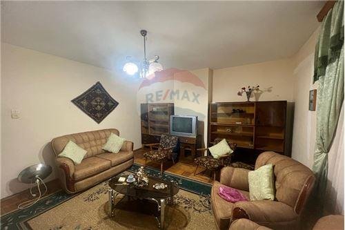 Tirane, shitet apartament 2+1 Kati 3, 86 m² 115.000 Euro