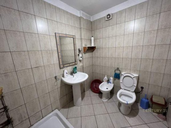 Tirane, shitet apartament 1+1+A+BLK Kati 2, 73 m² 105.000 Euro (Irfan Tomini)