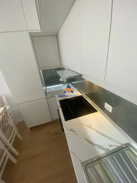 Tirane, jepet me qera apartament 1+1 Kati 3, 74 m² 550 € 
