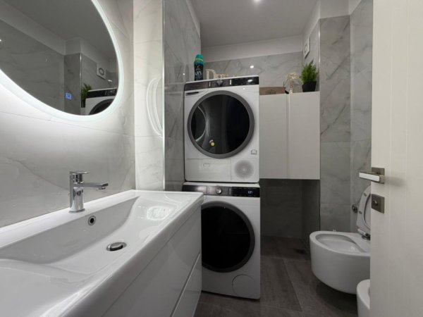 Tirane, shitet apartament duplex Dublex Kati 2, 190 m² 390.000 € (Kristal Center)