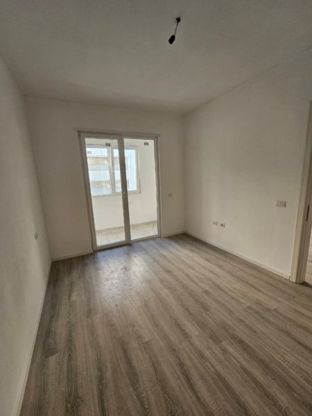 Tirane, shitet apartament 1+1 Kati 5, 72 m² 126.000 € (RRUGA DRITAN HOXHA)