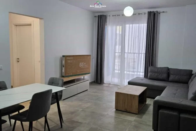 Tirane, jepet me qera apartament 2+1 Kati 1, 94 m² 520 € (Rruga Gryka e Kacanikut)