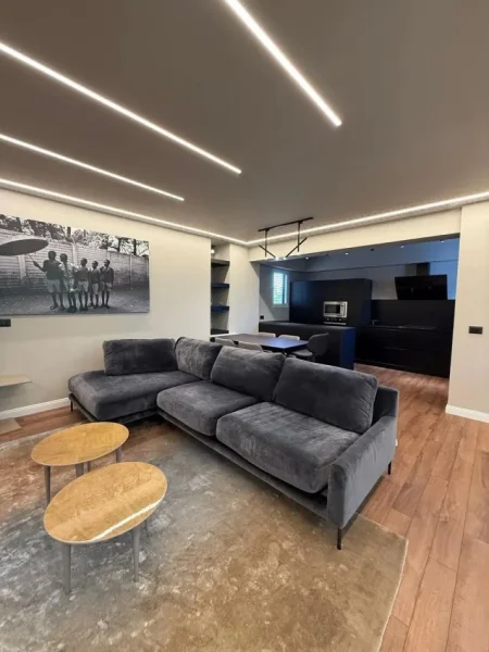 Tirane, shitet apartament 3+1+Aneks+Ballkon Kati 2, 170 m² 500.000 € 