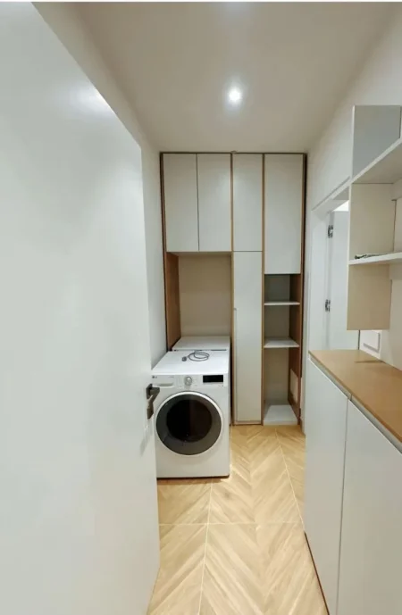 Jepet Vile luksoze me qera ne Farke  , 225 m² 3.000 € (Farke)