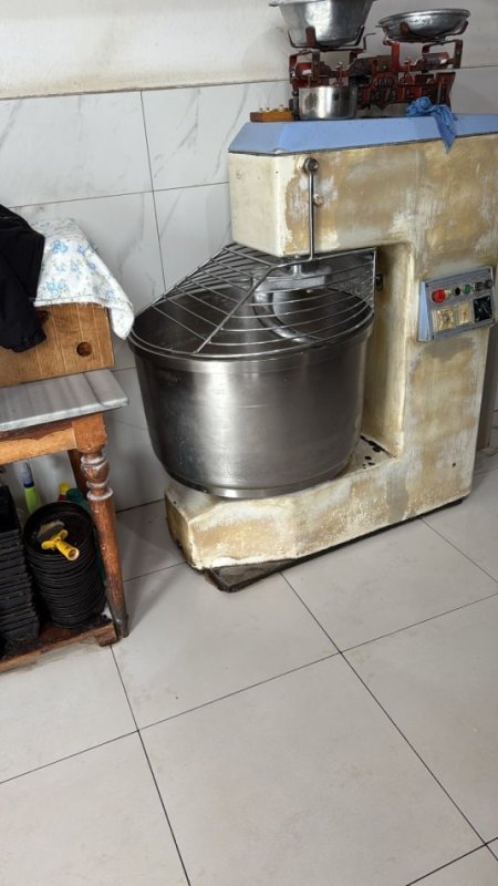 Shitet biznesi - Furre Buke Kamez