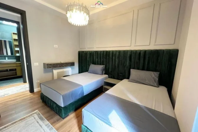 Tirane, jepet me qera apartament 2+1 , (Teg)