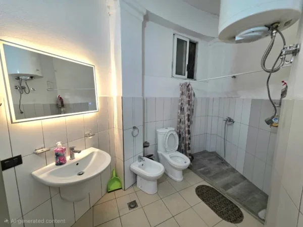 Tirane, jepet me qera Vile 1+1 Kati 1, 78 m² 520 € (Rruga Reshit Collaku)