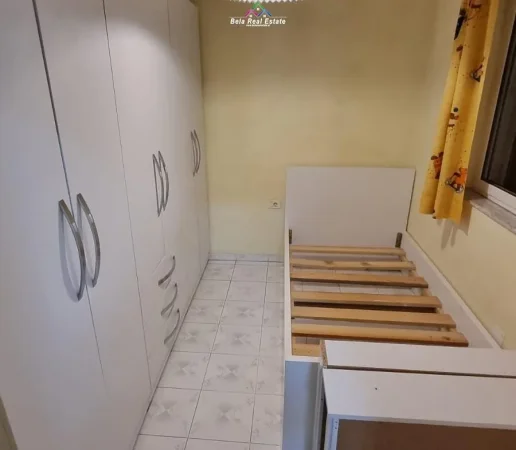 Tirane, jepet me qera Vile 2+1 Kati 2, 85 m² 620 € (Rruga Kongresi i Lushnjes)
