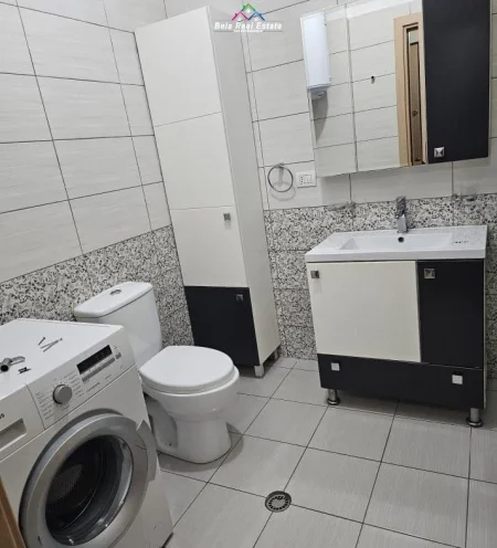 Tirane, jepet me qera apartament 1+1 Kati 5, 61 m² 416 € (Rruga Demneri)