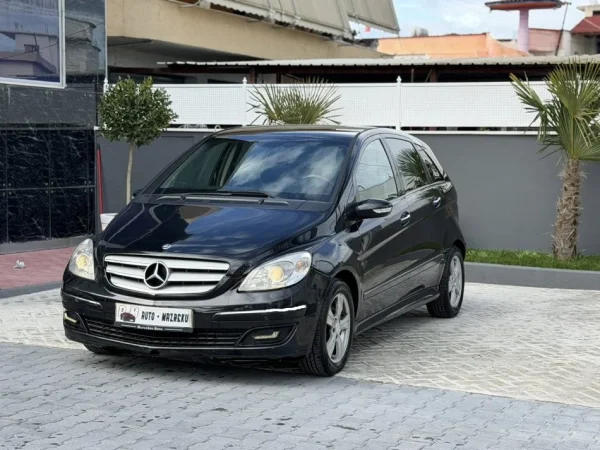 Fier, shes makine MERCEDES BENZ B180 CDI DIESEL-2007 MANUAL-LETRAT PAGUARA-2700 EURO-069 44 00 305 Nafte, e zeze manuale Kondicioner 250.000 km 2.900 €
