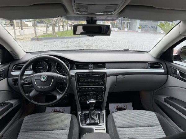 Fier, shes makine SKODA SUPERB-2.0 DIESEL TDI--2008-LUNGO AUTOMATIK-5700 EURO-069 44 00 305 Nafte, vishnje automatik Kondicioner 233.000 km 5.500 €