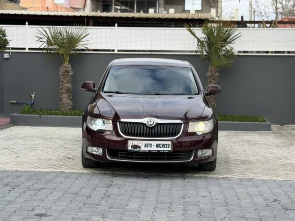 Fier, shes makine SKODA SUPERB-2.0 DIESEL TDI--2008-LUNGO AUTOMATIK-5700 EURO-069 44 00 305 Nafte, vishnje automatik Kondicioner 233.000 km 5.700 €