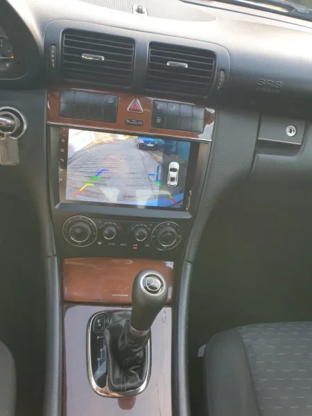 Tirane, shitet makine Mercedez benz Nafte, gri metalizato automatik Kondicioner 220.366 km 4.500 €