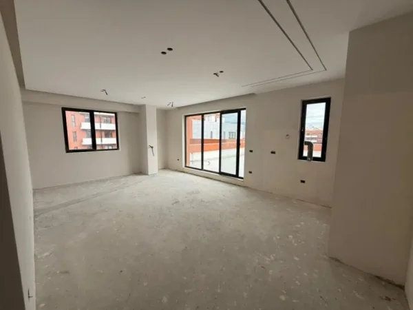 Tirane, shitet apartament 3+1 Kati 7, 152 m² 245.000 € (Astir)