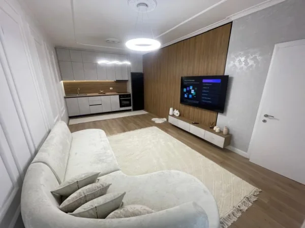 Tirane, shitet apartament 2+1 Kati 4, 101 m² 168.000 € (Astir)