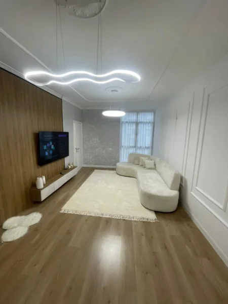 Tirane, shitet apartament 2+1 Kati 4, 101 m² 168.000 € (Astir)