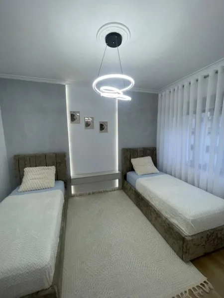 Tirane, shitet apartament 2+1 Kati 4, 101 m² 168.000 € (Astir)