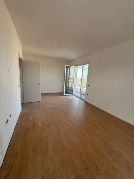 Tirane, shitet apartament 2+1 Kati 8, 128 m² 128.500 € (Univers City)