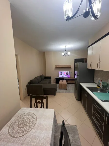 Tirane, shitet apartament 1+1 Kati 3, 59 m² 118.000 € (Liqeni I Thate)